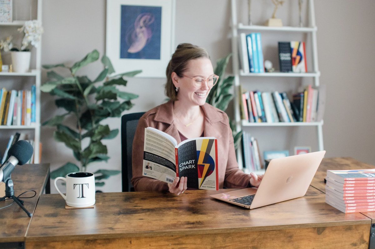 The Data Vis Book Club: sign up for our newsletter (@datavisclub) on Twitter photo 📣 10 days to discuss Chart Spark!
We'll do it here on July 22nd at 4pm UTC: notes.dw.tools/p/chart-spark
Did you know that <a href="/AlliTorban/">Alli Torban</a> herself will join us into the discussion to answer all our questions?
Read more about it here 👉 blog.datawrapper.de/chart-spark-bo… 📣 10 days to discuss Chart Spark!
We'll do it here on July 22nd at 4pm UTC: notes.dw.tools/p/chart-spark
Did you know that <a href="/AlliTorban/">Alli Torban</a> herself will join us into the discussion to answer all our questions?
Read more about it here 👉 blog.datawrapper.de/chart-spark-bo…