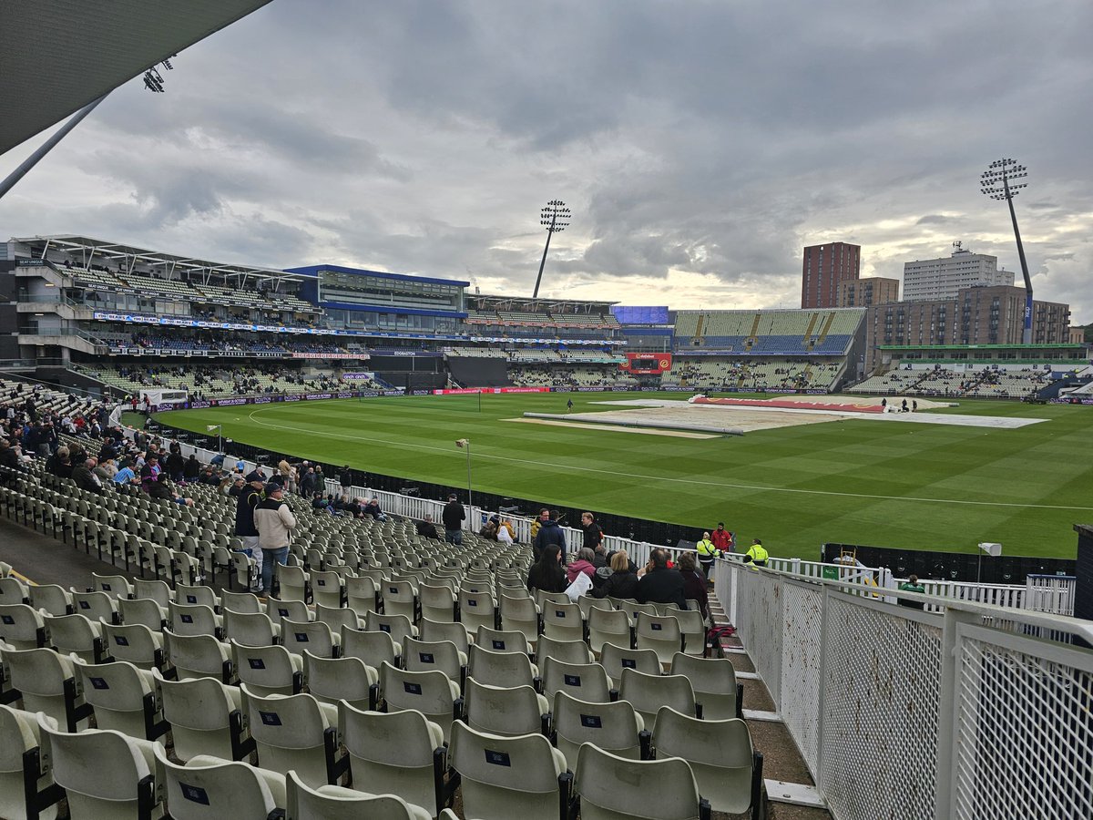 SJA_DConlon's tweet image. Rains stopped here at @Edgbaston and the fans are coming in ready for #BearsVsRapids 
@stjohnambulance teams are now deployed around the ground
#EventManager