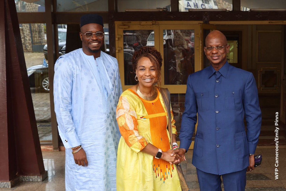 WanjaKaaria's tweet photo. Honoured to have ⁦@UnCameroon⁩ Resident Coordinator, Siaka Coulibaly during my final audience with HE Minister of External Relations ⁦@diplocam_minrex, ⁩ Dr Mbella Mbella. 

It’s been an excellent 0️⃣4️⃣ years in ⁦@WFP_Cameroon⁩. https://t.co/74dkVZbZms