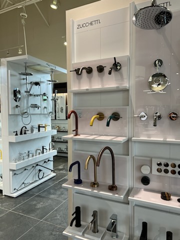 AQUADESIGNI's tweet photo. Rubinettaria Zucchetti founded in 1929 now available at Plomberie Benoit Demers Mont-Tremblant, Quebec. #aquadesign #bathroom #dreambathroom #bathroomdesign #bathroomremodel #bathroomideas #plumbing #faucet #bathroom #homeideas #luxurybathroom #design #interiordesign #interiors https://t.co/OpfiorgDcn
