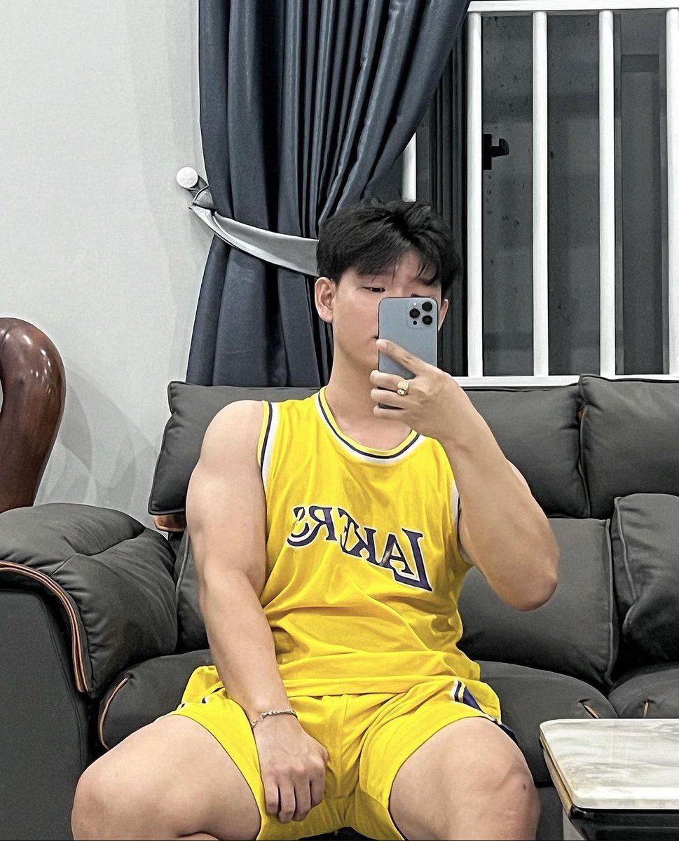 duahaune tweet media