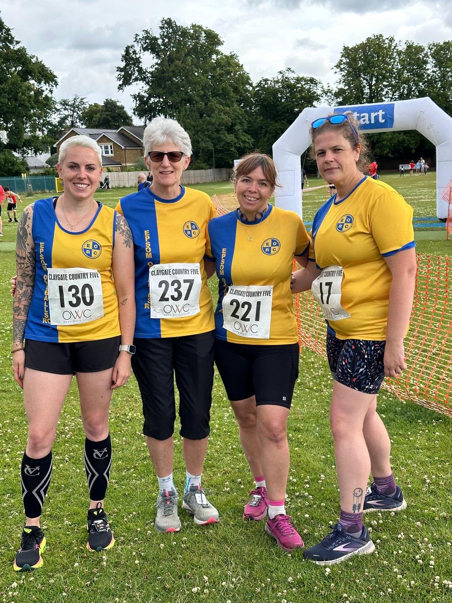 EpsomOddballsRC's tweet photo. On Saturday evening, members enjoyed one of our summer socials, on Sunday our regular trail runners ran over to Headley Church &amp; back, whilst other members ran the Claygate 5 mile race. We also had good numbers for Tuesday training &amp; our Thursday training runs. https://t.co/1095nkE636