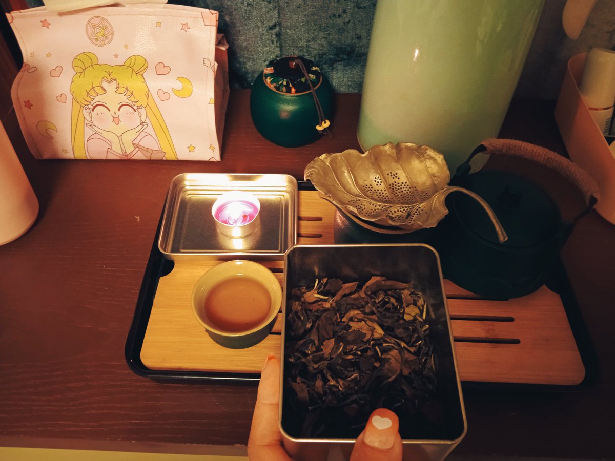 Biscuit9136's tweet photo. 真真假假 假假真真 
借假修真 以真度假
#野生老白茶🍵 https://t.co/Z0eKi9MPPm