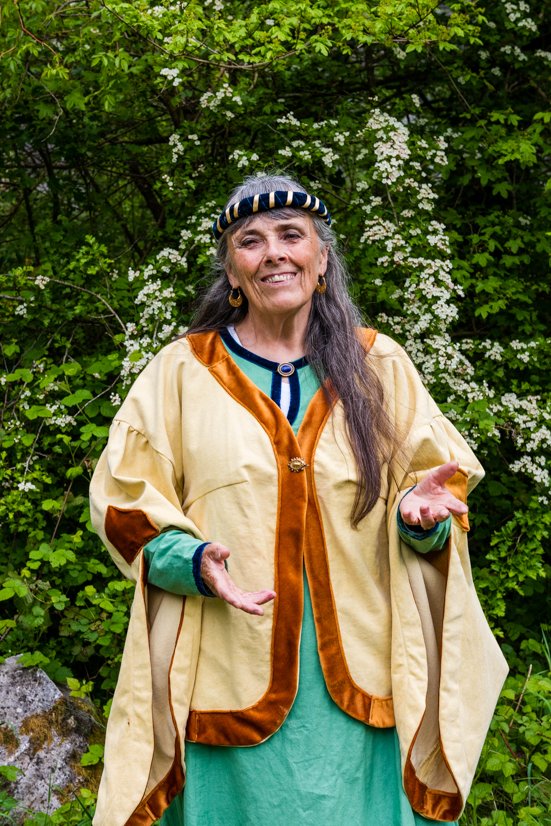 Next weekend, at the Fantasy Forest festival at Sudeley Castle, I'll be telling tales of Robin Hood. Saturday, it'll be 12.30 and 16.00, both in the Walled Garden, and on Sunday, 13.30 in the Chapel, and 15.00 in the Walled Garden. See you there!