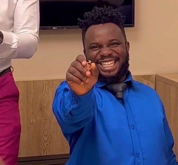 GodieGuy's tweet photo. @Thickiana2001 Don't worry babe, ndatokuwana. May you marry me? https://t.co/IWg1GOYahU