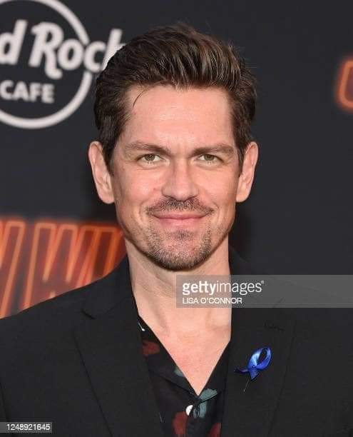 barbaravitali2's tweet image. Happy Birthday @stevehowey July 12,1977 #Reba #Shameless #SteveHowey