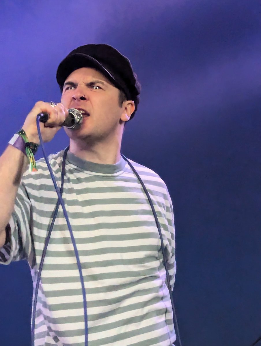 pint-sized punk zine tweet media