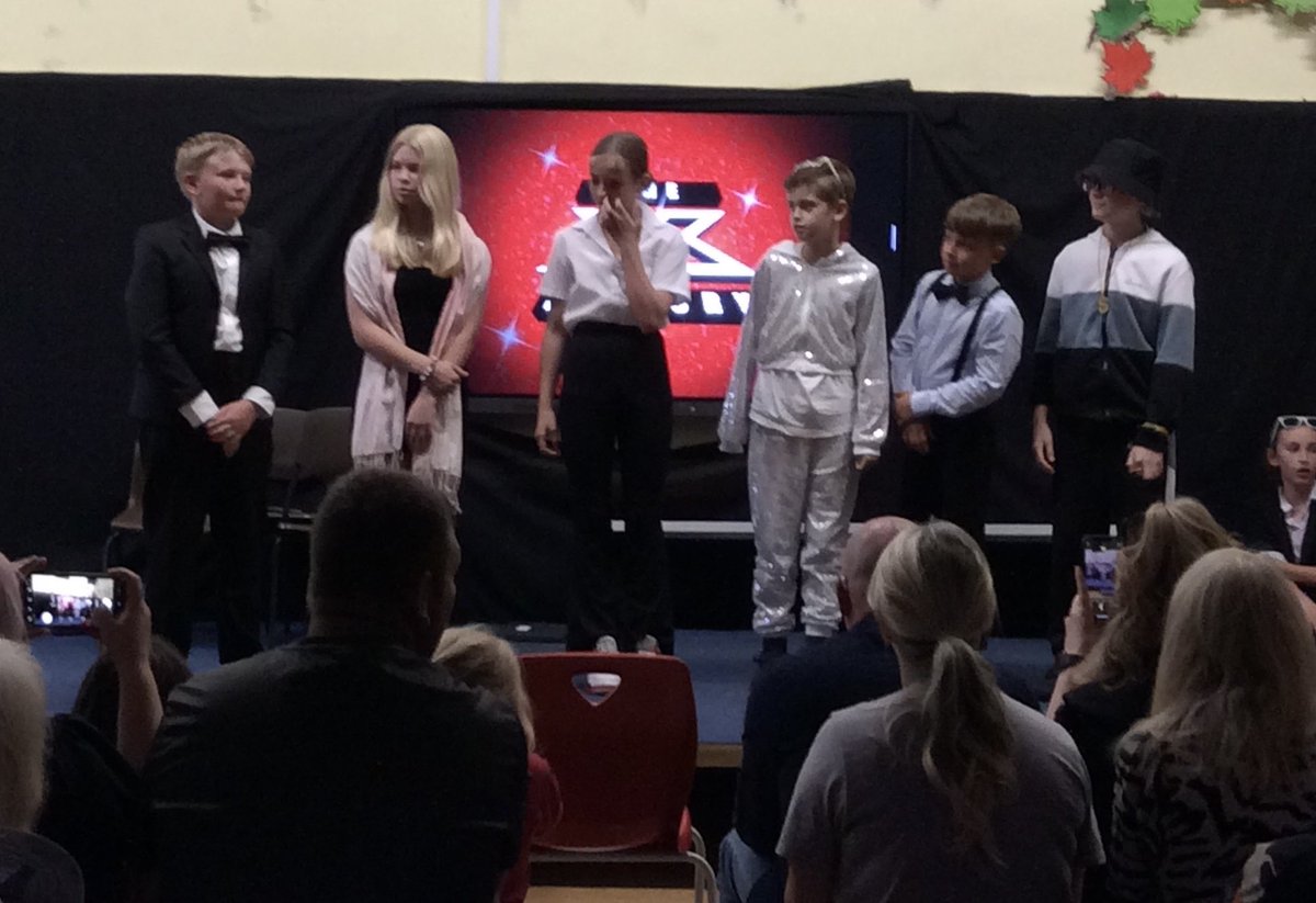 NorthDuffieldSc's tweet image. Well done to #KS2 for an absolutely fabulous performance of The X Factory! They sang their hearts out, made the audience laugh, pulled off some fantastic accents and executed very nifty dance moves. Definitely a few future stars in the making 🌟 @MLMusicals