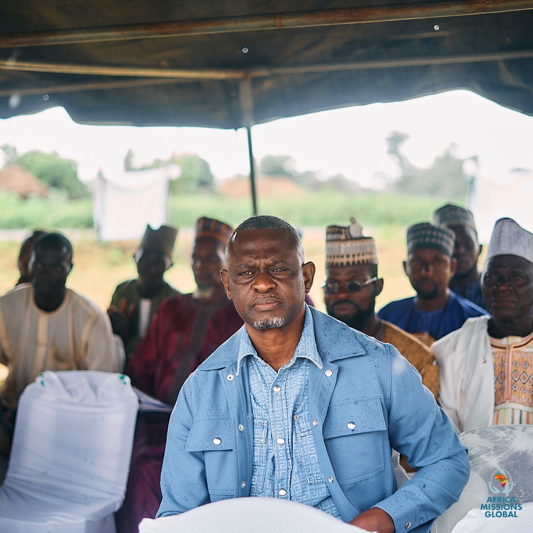 AfriMissions's tweet photo. 🎉✨ Photo Highlights from the Grand Commissioning of Redeemers Nursery &amp; Primary Missions School in Famole! 

It was an incredible day attended and led by our esteemed CEO of Africa Missions @eyonofw and Nigeria Chapter Leader Pastor Remi Olumuyiwa. https://t.co/Dbe7oQCqv0