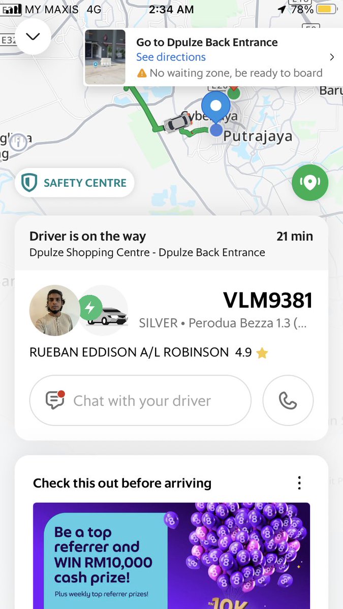 vjxuria's tweet photo. @GrabMY look at this driver. Accept my ride but moving away from me ..I’ve been waiting 20 minutes already.  Can you please take actions against drivers like this??!! https://t.co/dpwq8NQuq5