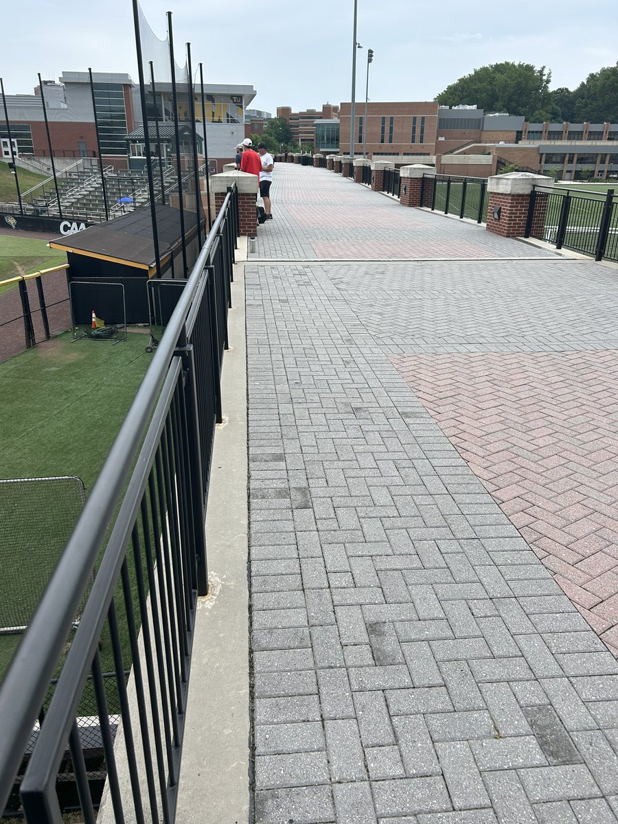 Justin Rebok tweet media