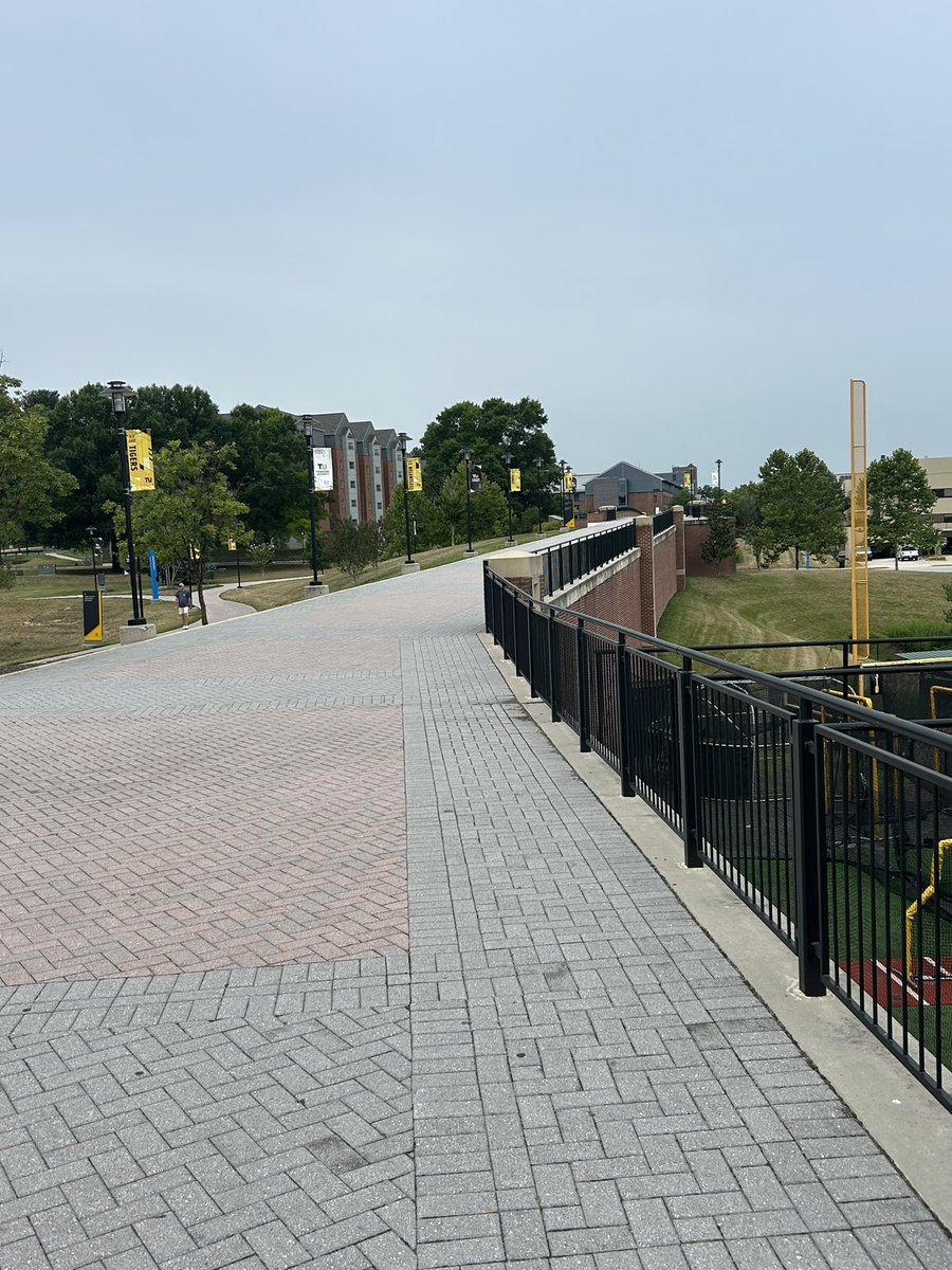 Justin Rebok tweet media