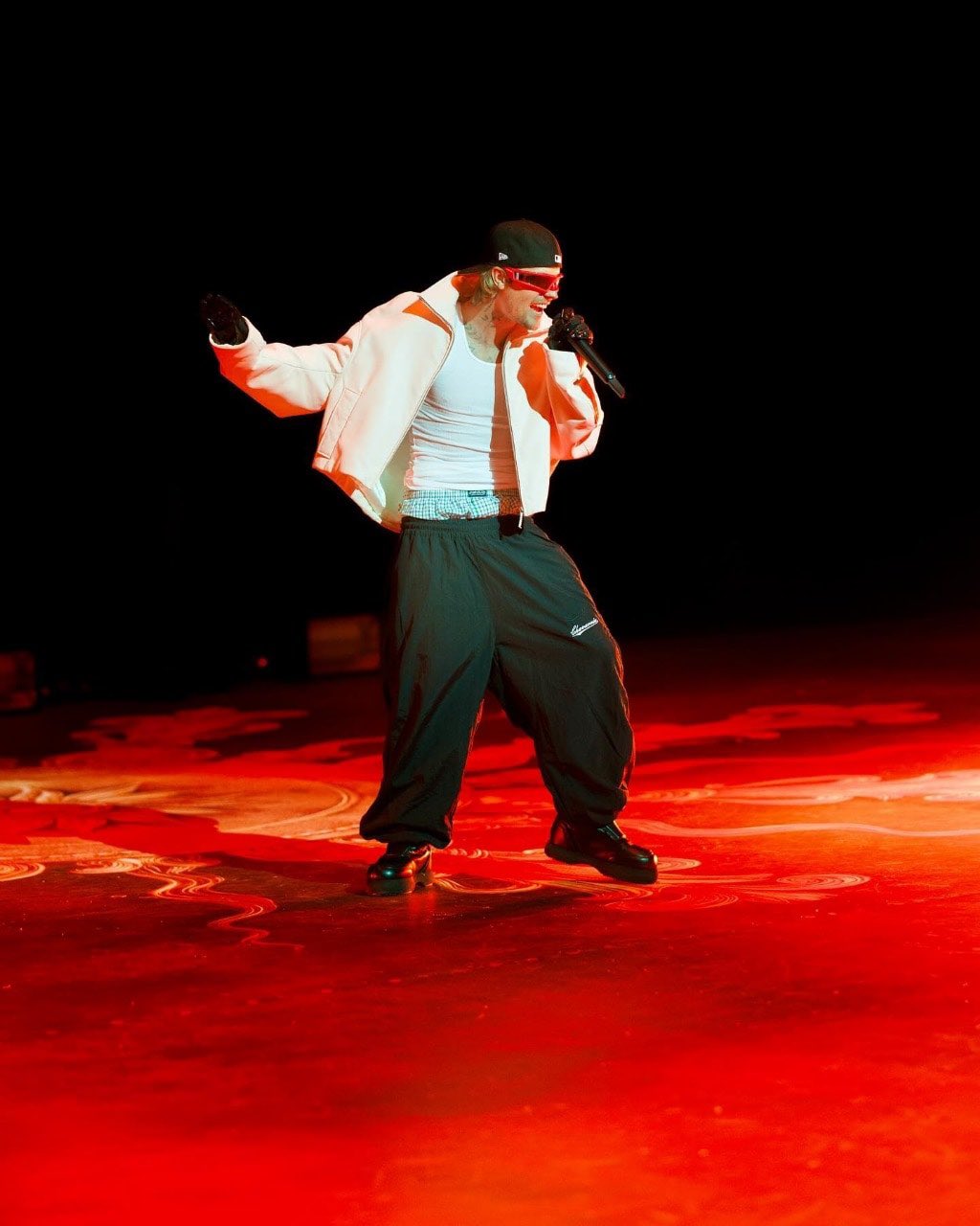 Rihanna Facts on X: "Highest paid artists at Anant Ambani and Radhika  pre-wedding ceremony in India this year Rihanna ($9 million) Justin Bieber  ($10 million) https://t.co/3etFzK3vI6" / X