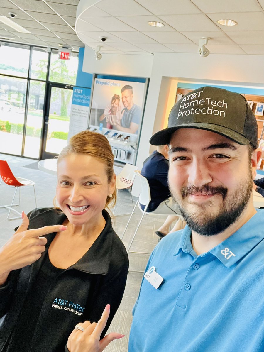 ProTech_Nanci's tweet image. Team Fenton on 🔥🔥🔥with
Protect Advantage &
HomeTech Protection!
Protect. Connect. Support.
#OpenEnrollment
#ProtectAdvantage
#HomeTechProtection