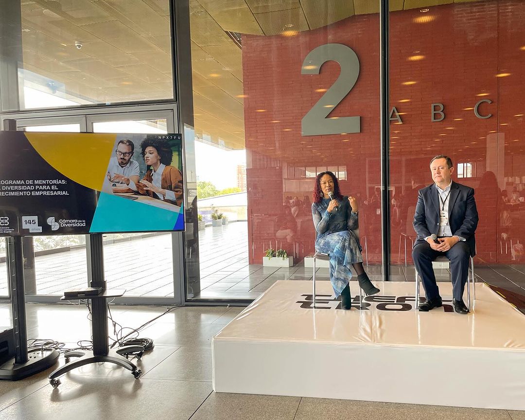 CamDiversidad's tweet photo. Lanzamiento del programa de mentorías a emprendedores diversos por parte de la @camaracomerbog Les invitamos a ser parte de esta iniciativa y descubrir las oportunidades que la entidad ofrece para todos y todas. 

#EmprendedoresDiversos #Inclusión #Oportunidades #WeTrade2024 https://t.co/KzYRshD7n9