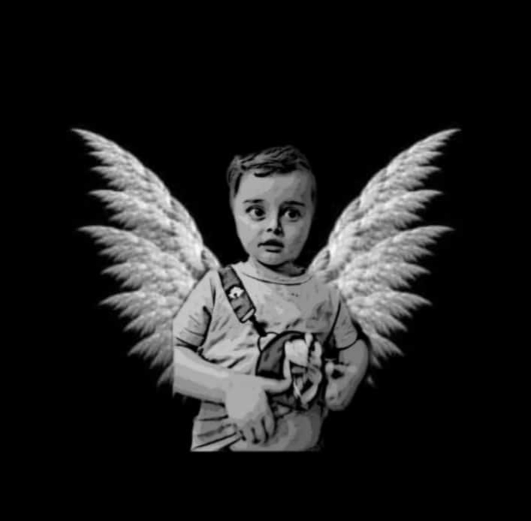 Roaa97s's tweet photo. ٧ أشهــر من الحرمان والحزن على رحيلك
 غادرت مُـبكراً ، فارقتني دون عودة
كل شيء برحيلك مختلف ،رحلت السعادة برحيلك
لقد سبّب لي رحيلك كسرًا في روحي لا يجبره إلّا لقائي بك…
حبيب روحي 🫂 https://t.co/4n6fi9S5i4