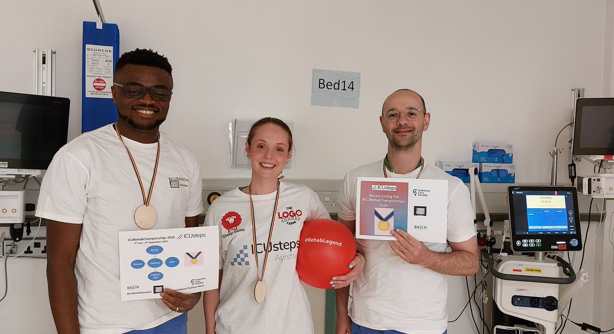 champagnebird's tweet image. Great to 'recruit' our medical staff to be involved in
#icurehabchampions
Trainee doctors engaging in the spirit of the launch and enjoying the fun #rehabmatters  @AAAnaesthetics @AlisonKors73 @Shivonnny @PeterOBrien1973 @J1_scotdoc @PamRamsay1 @ICUsteps