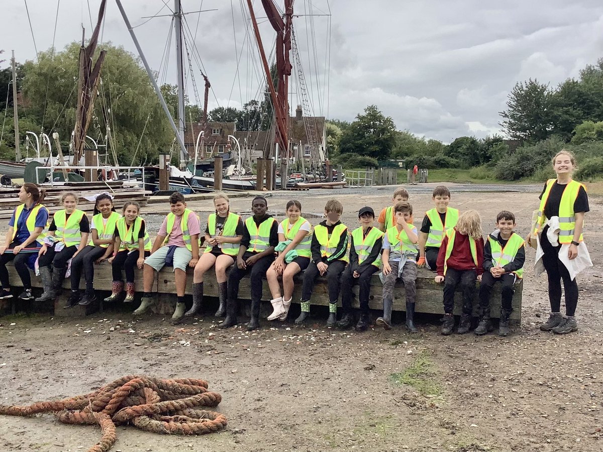 lowerhalstowsch's tweet photo. Beech class loved being outside this week! They particularly loved outdoor cooking and exploring Hucking Wood. @wildclassroomuk #outdoorlearning https://t.co/Vn7d0D6m1A