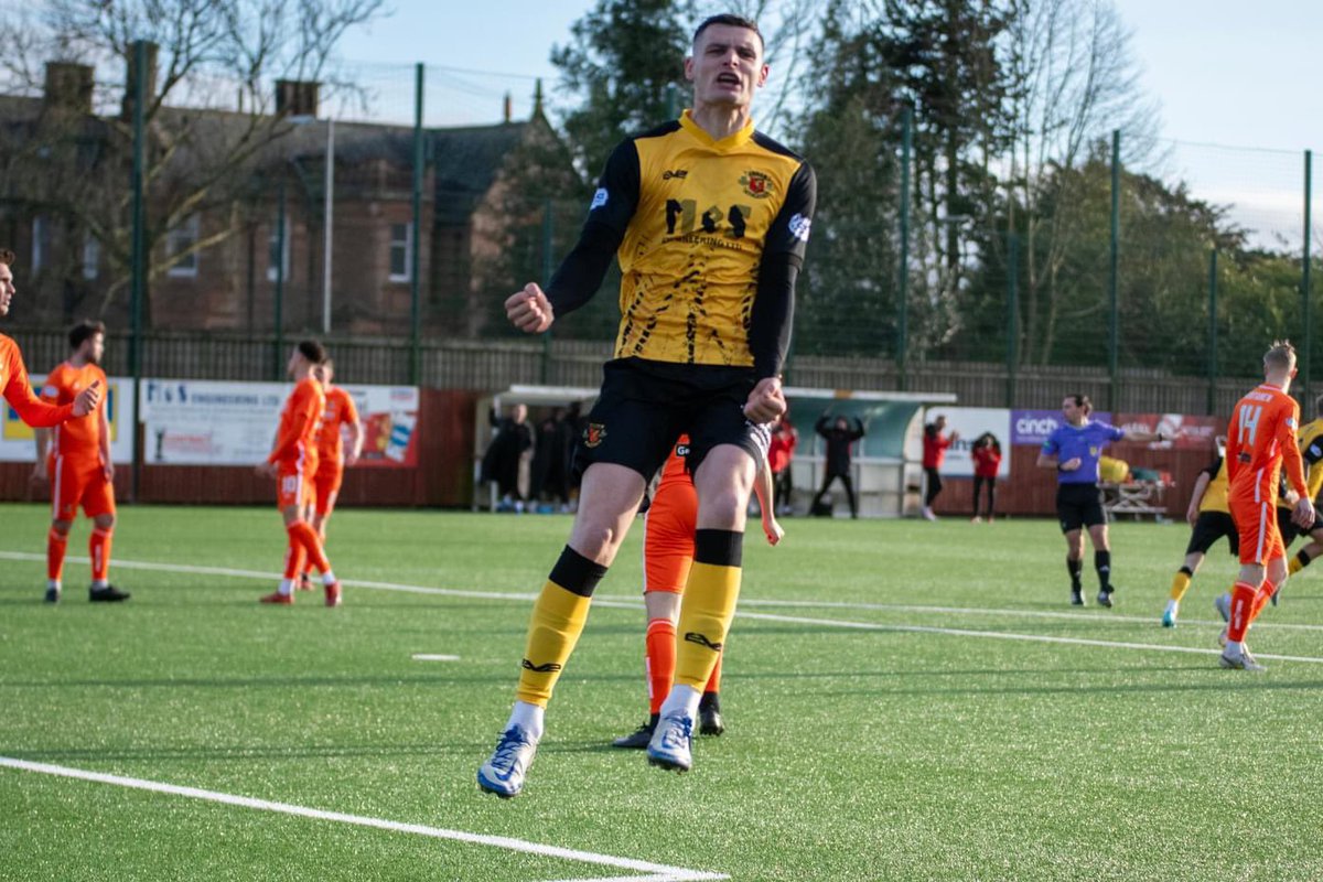 🖤💛Tommy Muir - Captain🖤💛

⬇️⬇️⬇️
annanathleticfc.com/tommy-muir-nam…