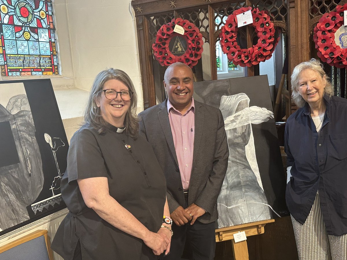 DavidBSampson's tweet photo. Busy day in our constituency today!
✅ Introduction meeting with the Leader of Southend City Council
✅ Introduction meeting with the Chair and Vice Chair of Leigh Town Council
✅ Visited the Leigh Art Trail at #StClementsChurch and viewed the wonderful work of artist Violette Dooley - https://t.co/8nvrNmVXBp
✅ Continued office hunting - watch this space for more news on this soon!