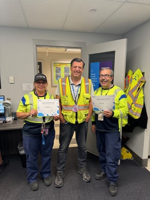 Celebrating and Recognizing DEN Ramp Safety Advocates Mary and Paul for their Q1 2024 Perfect Attendance. Thank you both for your dedication. <a href="/mcgrath_jonna/">Jonna McGrath</a> <a href="/kennyjets67/">Kenny Jets</a> <a href="/AOSafetyUAL/">AO Safety UAL</a>