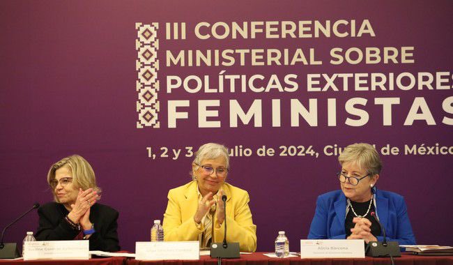 🇲🇽 Mexico presented a declaration on women's rights at the III Ministerial Conference on Feminist Foreign Policies. The declaration reaffirms commitment to women's human rights instruments, like Agenda 2030, and emphasizes gender-responsive economic and social systems. Endorsed