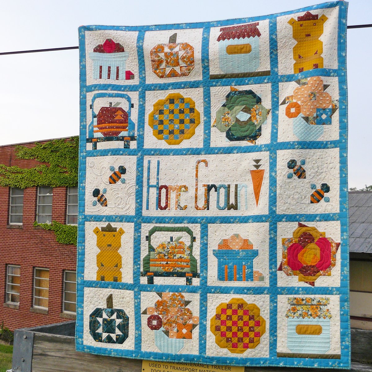 ArtGalleryFab's tweet photo. The ultimate Farmer’s Market Quilt-A-Long experience is happening now! 👩🏻‍🌾🍓🌻 Join this group of designers for the #FarmersMarketQAL &amp; create a stunning quilt with #AGFHeirloom! Details here: https://t.co/mDX9nznXv8 

#ArtGalleryFabrics #FreeQuiltPattern #Quilting #QuiltALong https://t.co/0proQvknaj