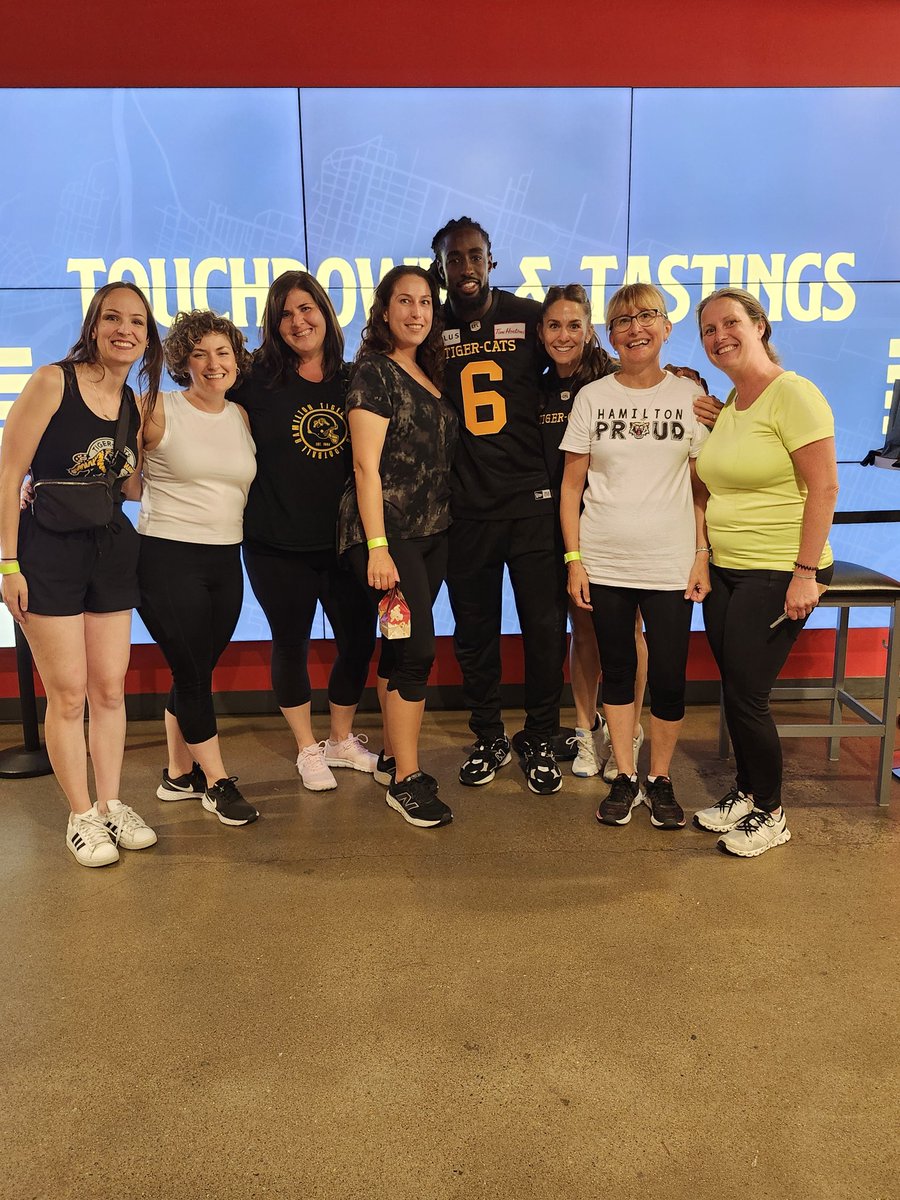 Emily Wright tweet media