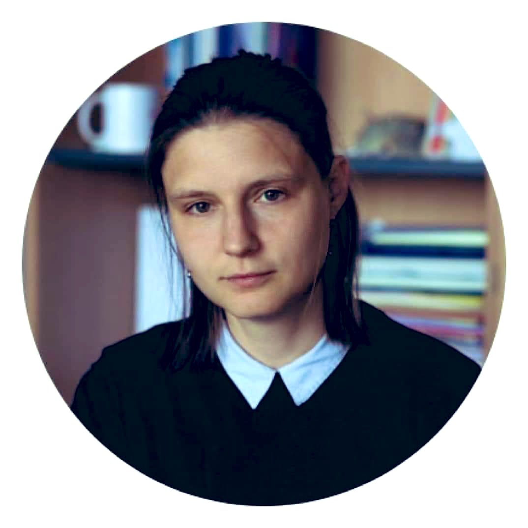 Киянка Марина В'язовська, яка розв‘язала математичну задачу про упаковку куль у восьмивимірному просторі,отримала філдсівську медаль — одну з найвищих світових нагород у галузі математики.

Слід додати,що раніше було розв‘язано лише задачу про тривимірний простір, рішення займало