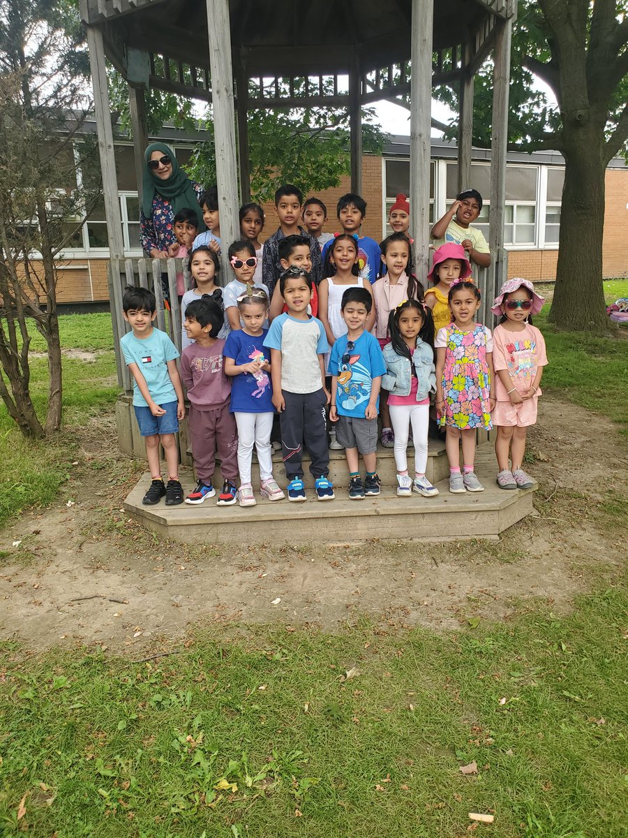 Mrs. Parveen was welcomed into our classroom to support us in K5!