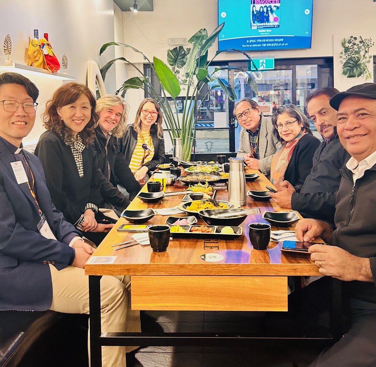 Grace Ji-Sun Kim (@gracejisunkim) on Twitter photo It was wonderful to share a meal with the wonderful <a href="/UnitingWorld/">UnitingWorld 🌏</a> staff and international guests.
Love the <a href="/UnitingChurchAu/">Uniting Church in Australia</a> 🌹 It was wonderful to share a meal with the wonderful <a href="/UnitingWorld/">UnitingWorld 🌏</a> staff and international guests.
Love the <a href="/UnitingChurchAu/">Uniting Church in Australia</a> 🌹