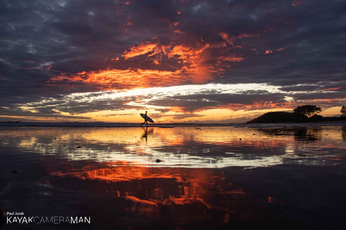 PaulJurak's tweet image. Sensational Start at Crescent Head
#crescenthead #locals #australia #macleayvalleycoast #canon @CanonAustralia @visitingNSW