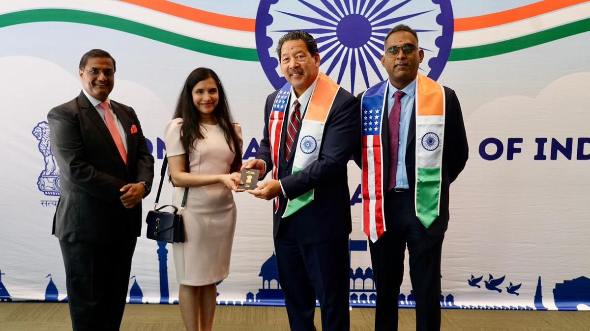 IndiainSeattle's tweet photo. Indian Visa Application Center ( IVAC) inaugurated in Seattle!

Welcome all Visa, OCI and passport applications at both Seattle and Bellevue locations.

Thank you @MayorofSeattle for all your support!

Press Release:
https://t.co/oIOtDKnvxX

@MEAIndia 
@IndianEmbassyUS 
@CPVIndia https://t.co/65ScbUrxEy