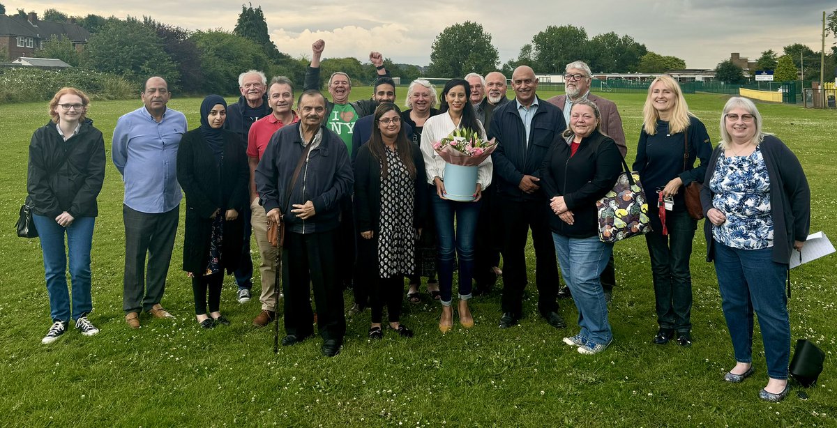 As Chair and members we welcomed @_SoniaKumar MP to her first Dudley CLP meeting <a href="/DudleyCllrJudy/">Judy Foster</a> <a href="/KarlDenning/">Cllr Karl Denning</a> <a href="/QUnited91/">Cllr Qasim Mughal (Mughalculator)</a> <a href="/WMLabour/">West Midlands Labour</a> <a href="/UKLabour/">The Labour Party</a>