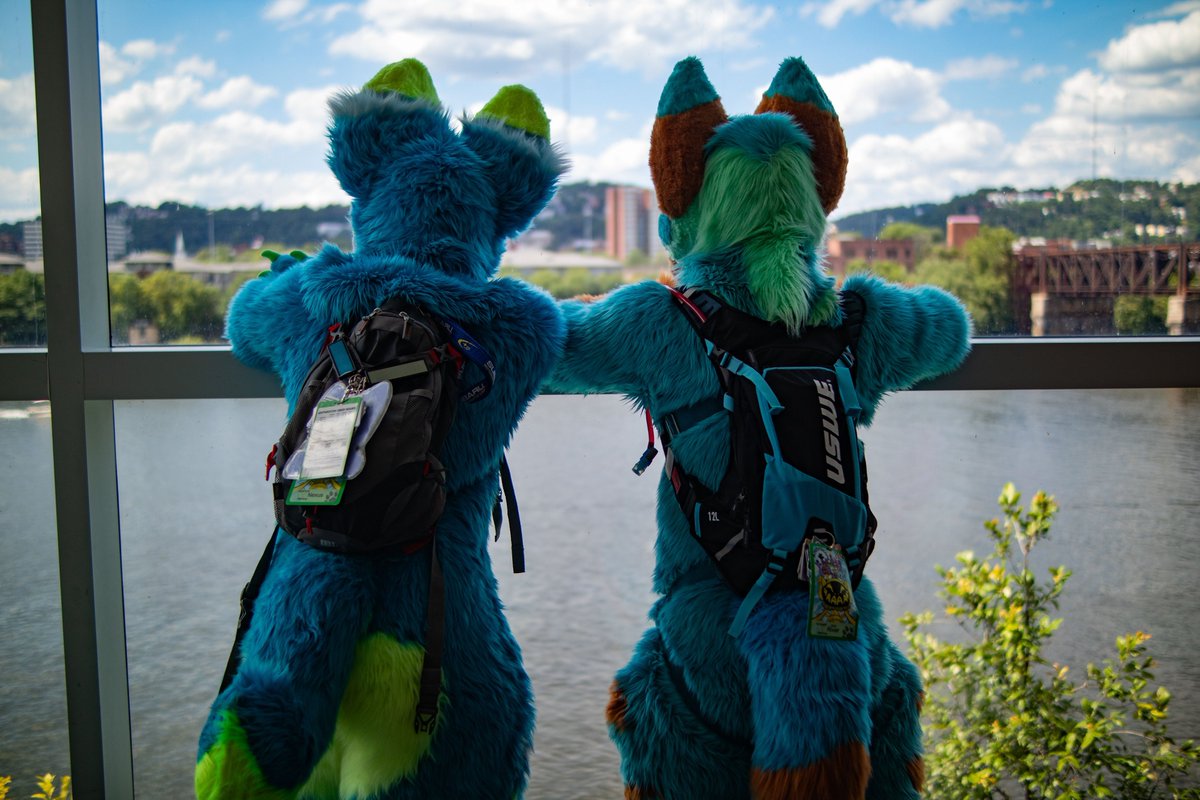 Missing AC already, but it’s #fursuitfriday again!
#furry #fursuit 
📸: <a href="/zuck_mini/">MiniZuck</a>