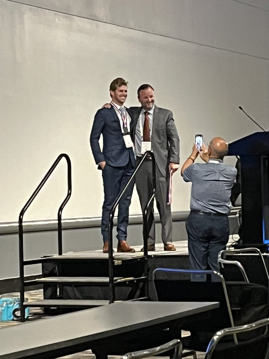 DustinRichter18's tweet photo. Congrats to @UNMOrthopaedics resident @nicknewcomb on taking home the silver medal in the inaugural @videojsportsmed Fellows Video Challenge! Open meniscus centralization with root repair #sportsmed https://t.co/DONeG01kD6