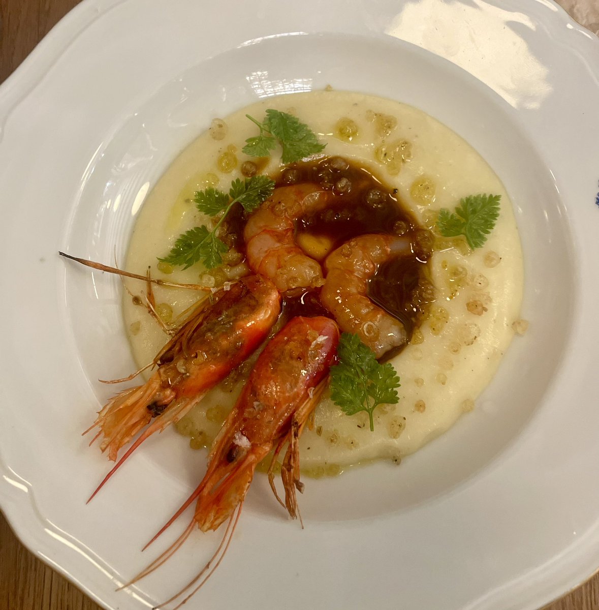 peppalau's tweet image. Saborosa i lleugera cuina d’inspiració grega al #Margarit (Poble Sec) amb Stefanos Balis i Jordi Fenoll. Verat i pebrot escalivat. Sorell i fonoll. Suquet de gambes. Refinada crema de safrà. Servei proper i hospitalari.