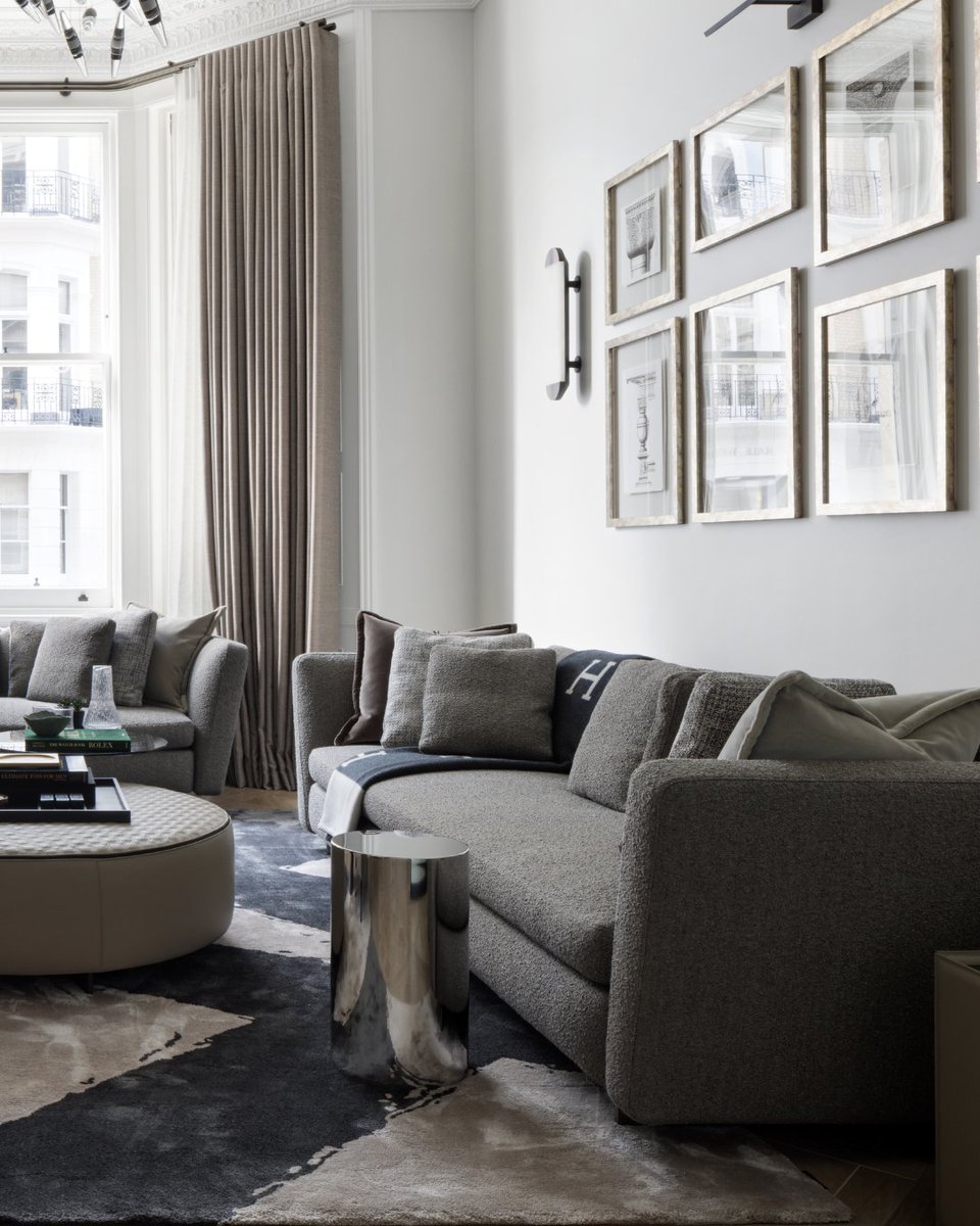 Minottilondon's tweet photo. Discover the elegance of our latest residential project in the heart of London in collaboration with @jsrepartners. This stunning home, designed by JSRE Partners perfectly blends classic London charm with a touch of global sophistication, including pieces by Minotti London. https://t.co/rlLZwMTvgH