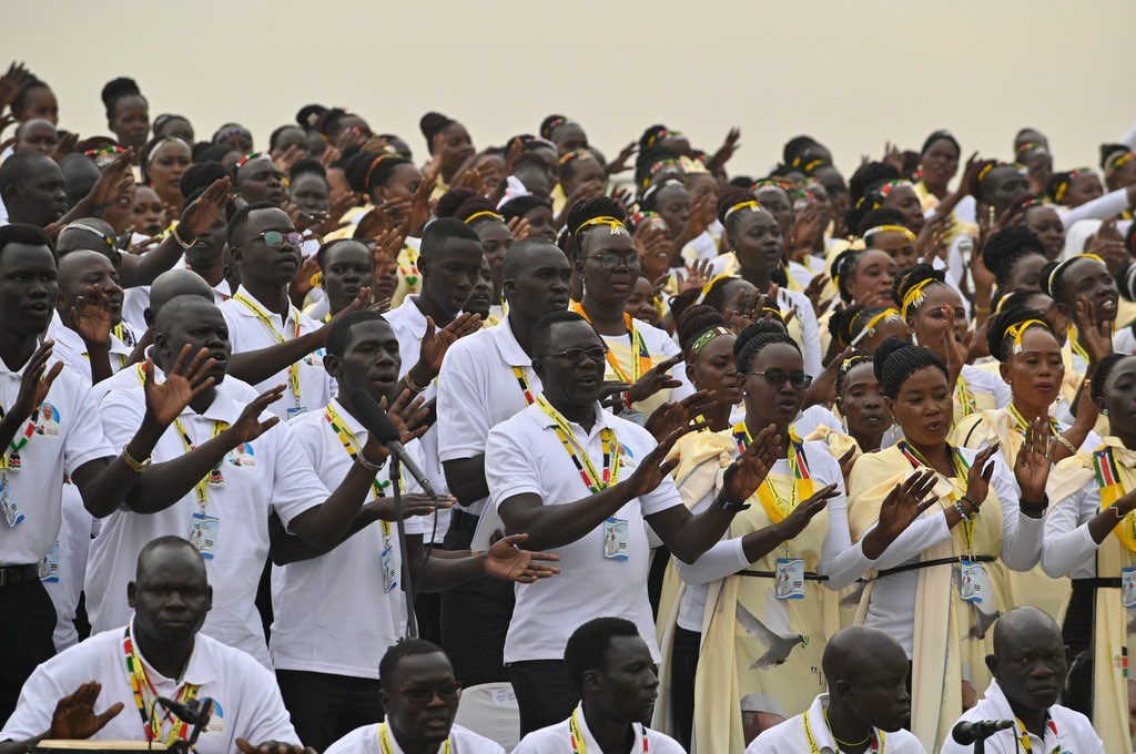 ArchbishopSarah's tweet photo. .@Tearfund do some incredible work around the world, bringing forgotten crises back into the forefront of our minds. 

I’m particularly encouraged by their work to alleviate poverty and the effects of conflict and climate change in South Sudan, a place very close to my heart. Since our pilgrimage in 2023 and long before, I’ve prayed for lasting peace and reconciliation in this beloved nation – and for unity among the churches who are so vital to that work.  

Tearfund are running an appeal to support South Sudan and will match-fund every pound given. Please pray, and give if you are able: https://t.co/8cdC9NH27i