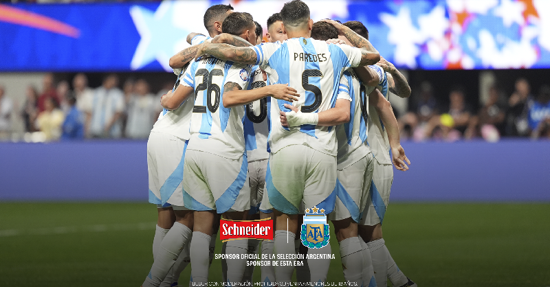 SchneiderARG's tweet photo. Otra final juntos. #SeImaginanSi se nos da otra vez? ¡Vamos Selección! 🍻🇦🇷