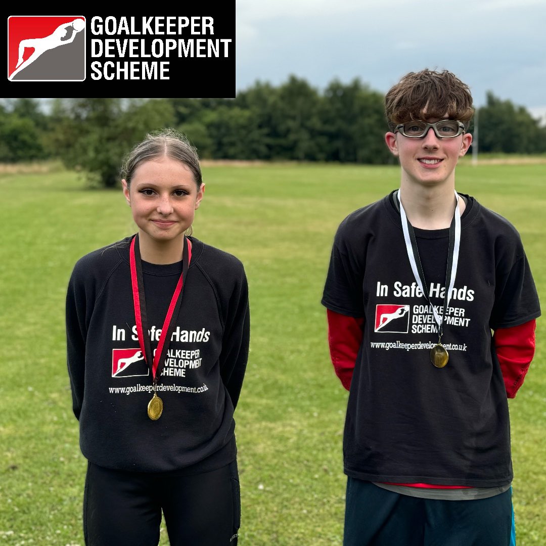 GDSOfficial__'s tweet photo. Congratulations to Barn Owl & Rocketman who were Keepers of the night at Gospel Oak.
Both stood out in their groups and were chosen as outstanding performers of the night by their coaches, with excellent work rate and attitude
#gdsawards #gdsacademy #goalkeeping #insafehands https://t.co/cIM6eytfGh