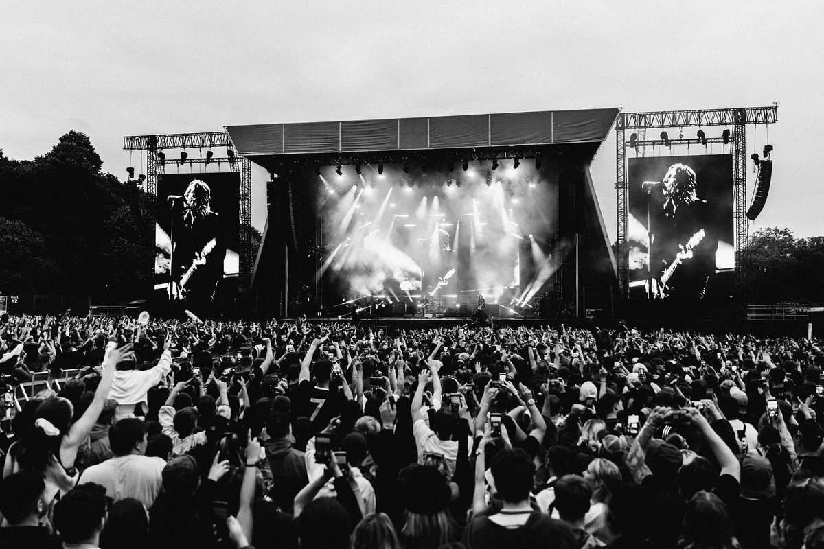 vansfag's tweet photo. Van mccann to bless your timeline https://t.co/KcqTcLEYYB