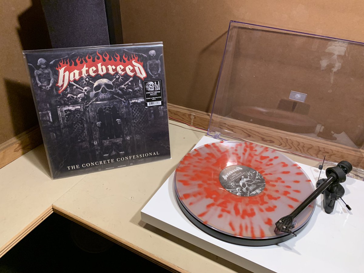 jcwhite022's tweet image. Picked this one up as well! 🤘🏻🤘🏻 @hatebreed @simswapperamij  #Hatebreed
