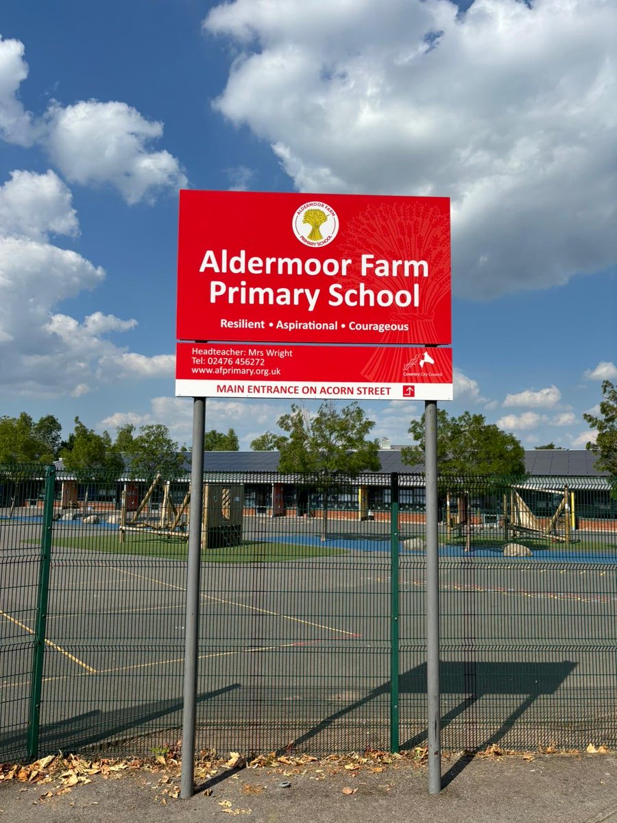 schoolsignscouk's tweet photo. Some of the new signs ⁦@AldermoorFarm1⁩ ⁦@coventrycc⁩ earlier this month. This new signage celebrates the schools branding with a tasteful watermark and dovetails to the internal signage and wall art we supplied earlier this year. See more at https://t.co/rr98uYP3vU https://t.co/UXwd10xag0