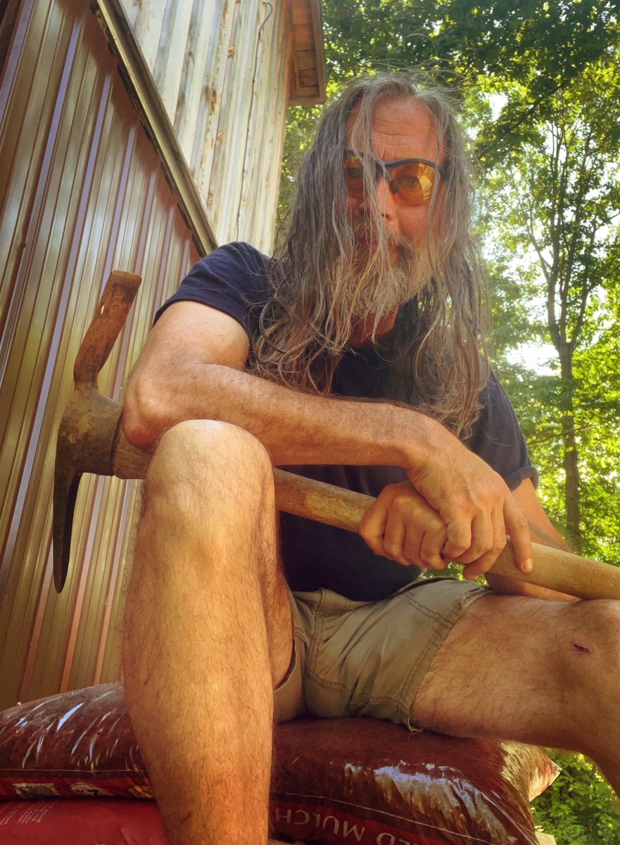 JMcNutty23's tweet image. My wife is out of town for the night so it’s a fucking party!!!! By party I mean over 50 shit: laying down mulch, dealing with the compost and tearing up my walkway. #MutantFam #OldGuyStuff #Retirement