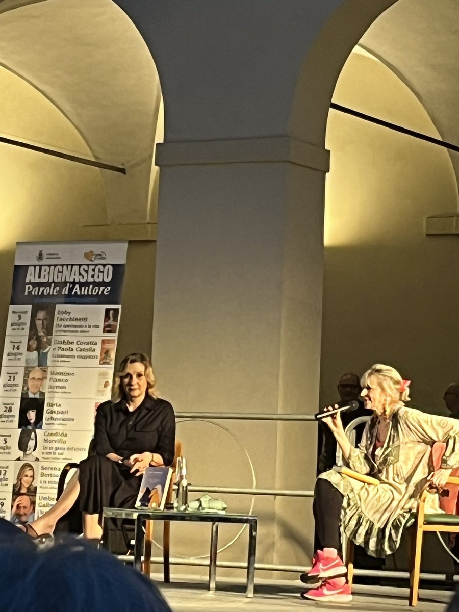 IvanaFavaro1's tweet image. Brava Serena. #Bertone #paroledautore #atevicinocosidolce