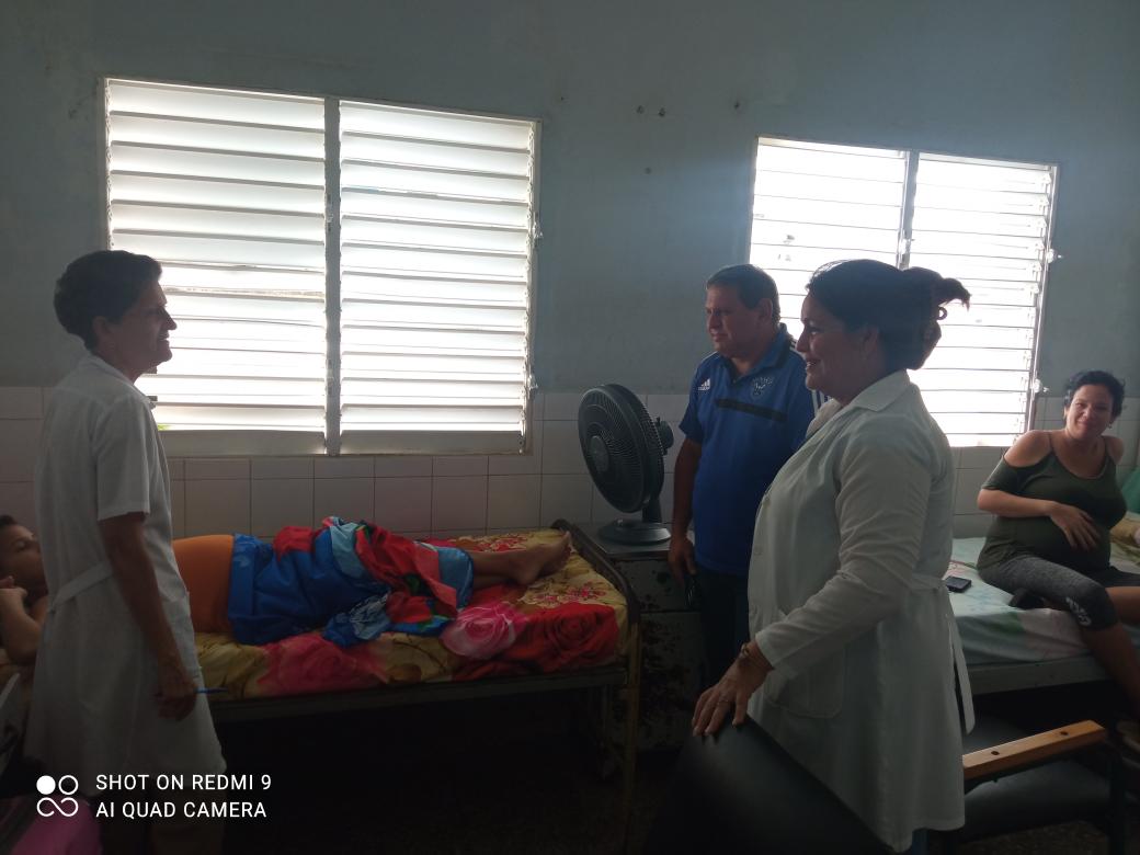 VillarTalia's tweet photo. #ConsolacióndelSur
Pase de visita asistencial y administrativo en la sala de hospitalización de obstetricia en el policlínico 1ero de Enero.Discusión conjunta e integral que permite la Atención Médica con calidad de las gestantes ingresadas
#CubaPorLaSalud https://t.co/QlfD1LzjnB