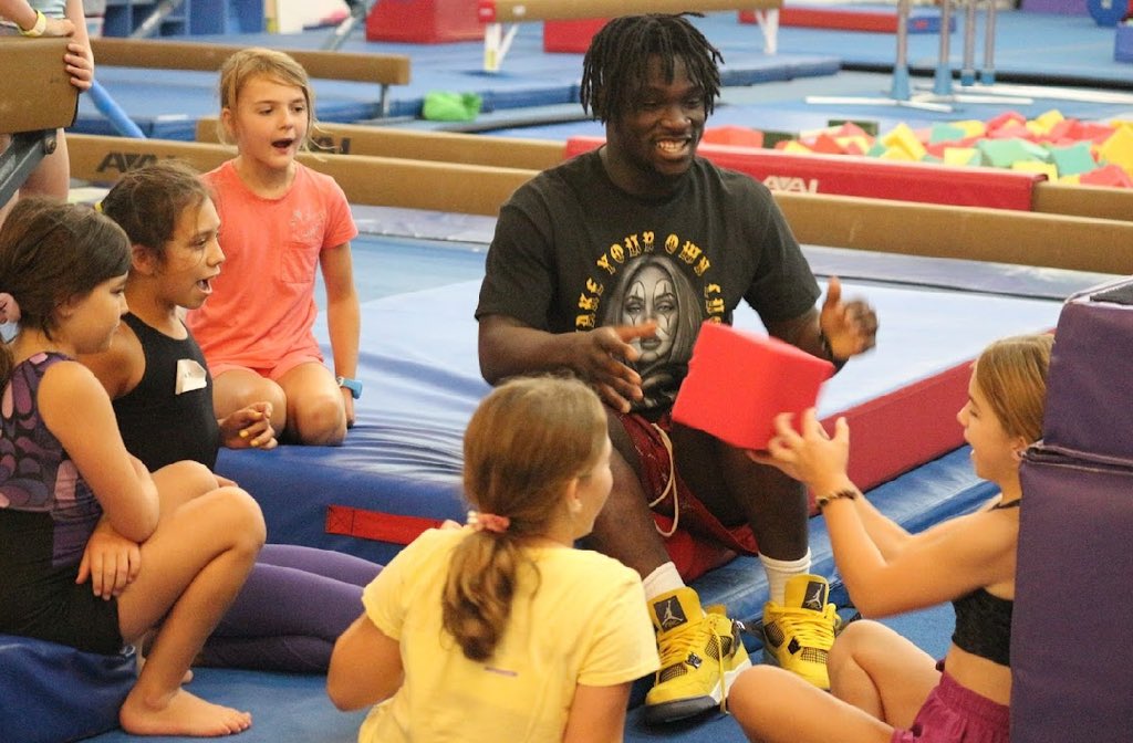 1vibes.jay (@1vibesjay) on Twitter photo I had a time with the kids at Balance 180's annual inclusive summer camp! We taught them some drills, talked about what it is to be a student athlete also played games together. Sign up to be a camp volunteer: forms.gle/2h4QtJU1aXniGkโฆ <a href="/Fl_Victorious/">Florida Victorious</a> #FVFoundation <a href="/Balance180Gym/">Balance 180 Gym</a> I had a time with the kids at Balance 180's annual inclusive summer camp! We taught them some drills, talked about what it is to be a student athlete also played games together. Sign up to be a camp volunteer: forms.gle/2h4QtJU1aXniGkโฆ <a href="/Fl_Victorious/">Florida Victorious</a> #FVFoundation <a href="/Balance180Gym/">Balance 180 Gym</a>