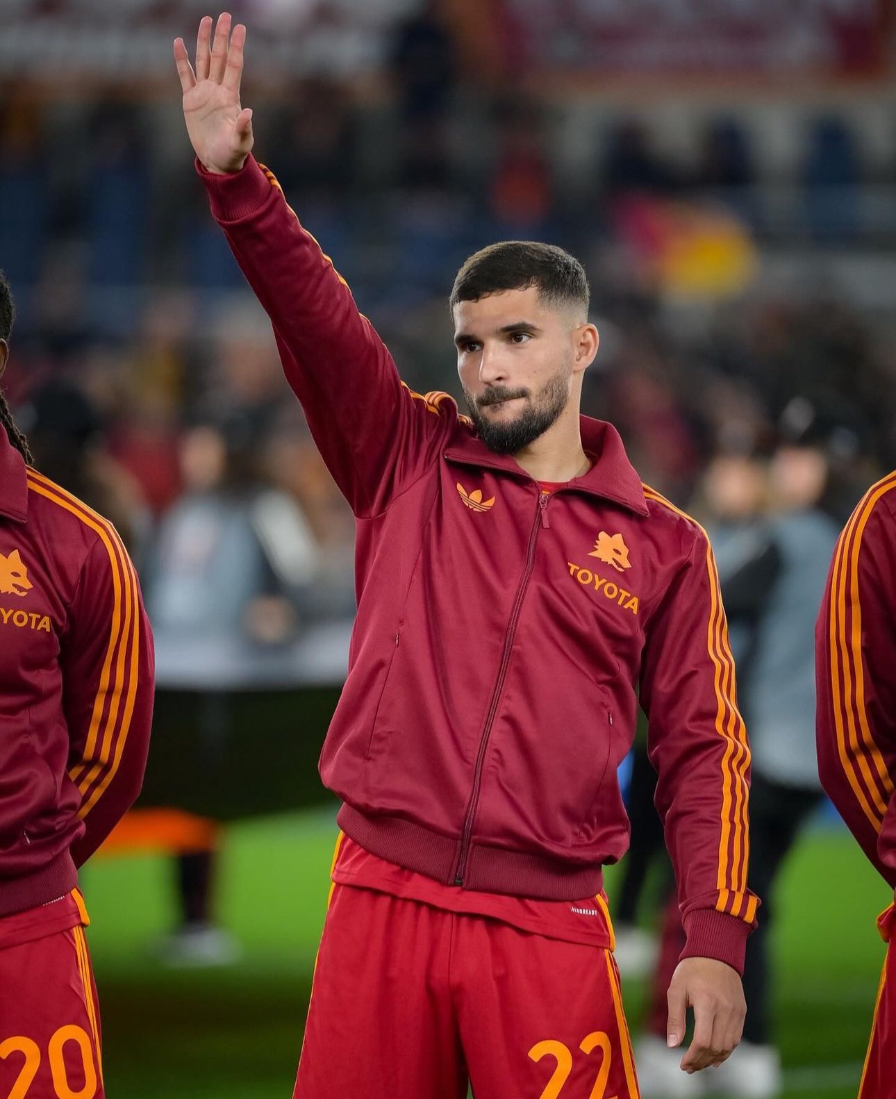 Breaking News: Al-Ittihad Saudi Club Offers €15 Million for Algerian Player Houssem Aouar from AS Roma! - Houssem Aouar's Potential Move to AS Roma