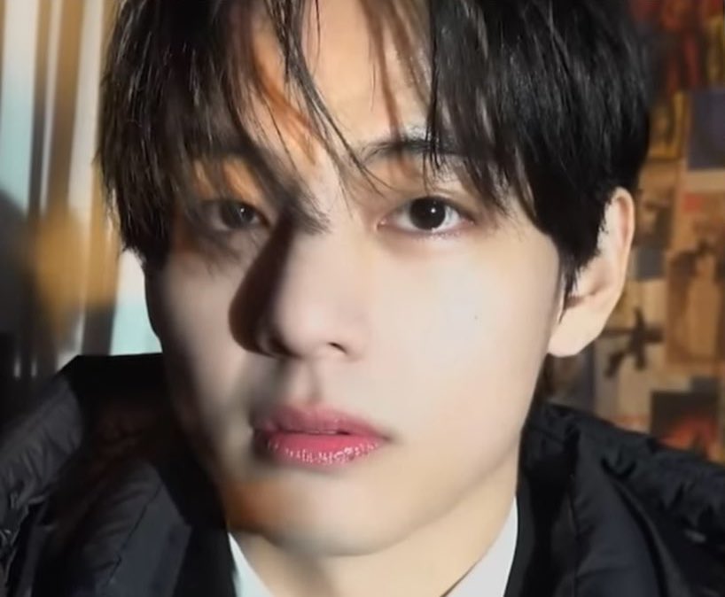 I'm the Gucci Boy. ✥︎︎ not @BTS_twt. tweet media